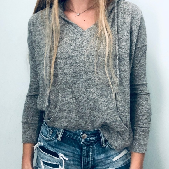 Tops - Ginger G gray hoodie sweater